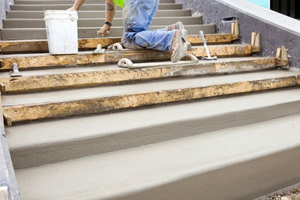 Concrete Steps Pouring in Marion