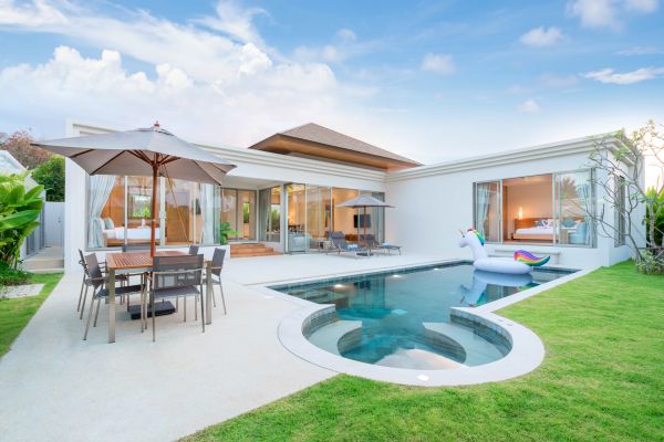 Cost of Pool Deck Pouring in Marion
