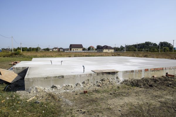 Barn Slab Installation in Marion
