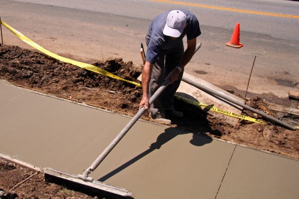 Cost of Sidewalk Pouring in Marion