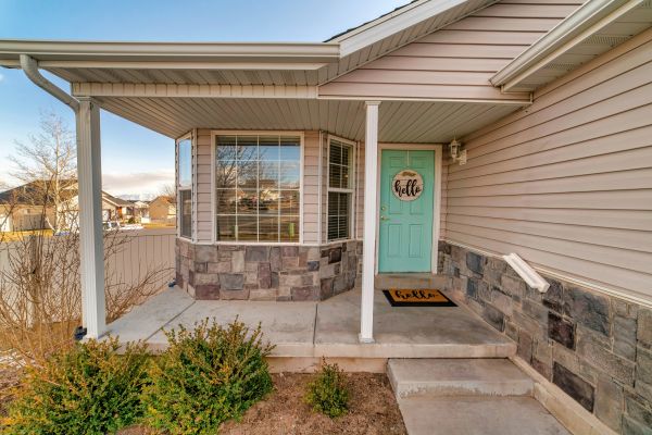 Cost of Porch Concrete Installation in Marion