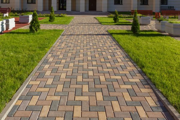 Cost of Paved Walkway Service in Marion