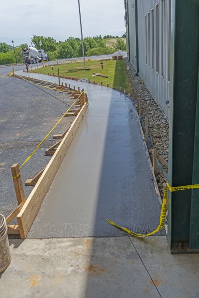 Cost of Concrete Sidewalk Paving in Marion